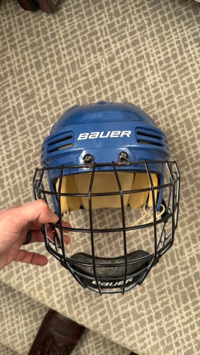 Large Bauer 4500 Helmet (Used)