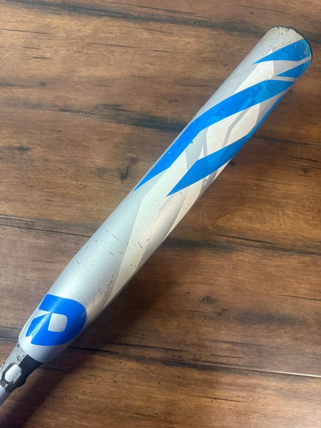 Demarini CF Zen 30/19 (-11) Fastpitch Softball Bat