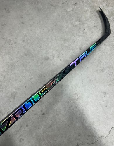 Senior True HZRDUS Px Right Handed Hockey Stick P29 80 Flex (basically New) (used in warm up once)