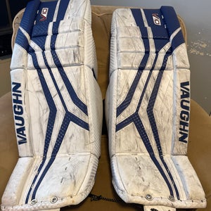 30" Vaughn Velocity V10 Goalie Leg Pads (Used)