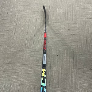 Senior CCM JetSpeed FT7 Pro Right Handed Hockey Stick P28 75 Flex (New)