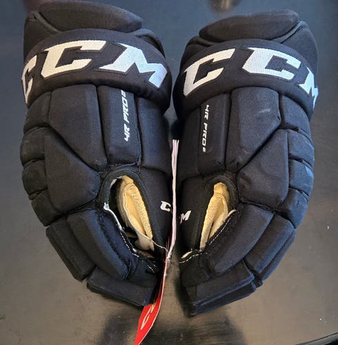CCM Tacks 4 Roll Pro 2 Gloves 14" Pro Stock