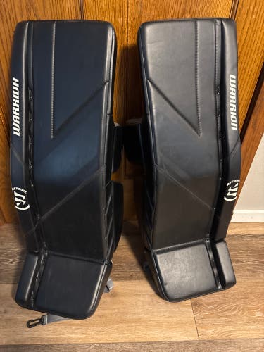 30" Warrior Ritual G6 E+ Goalie Leg Pads (Used)