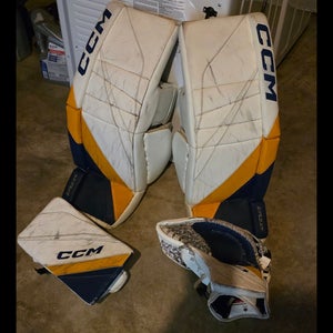 32" CCM EFlex 5 Regular Goalie Full Set Pro Stock (Used)