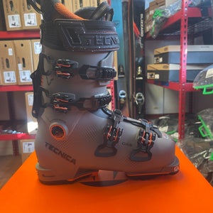Mondo 24 & 24.5 Men's Tecnica Cochise 110 DYN GW Ski Boots Medium Flex (New)
