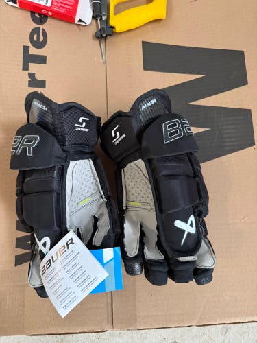 Bauer Supreme Mach Gloves 15" (New)