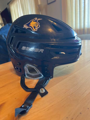 Large Bauer Re-Akt 150 Helmet (Used)