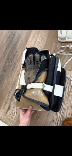 2015 CCM Extreme Flex II Pro Regular (Used)