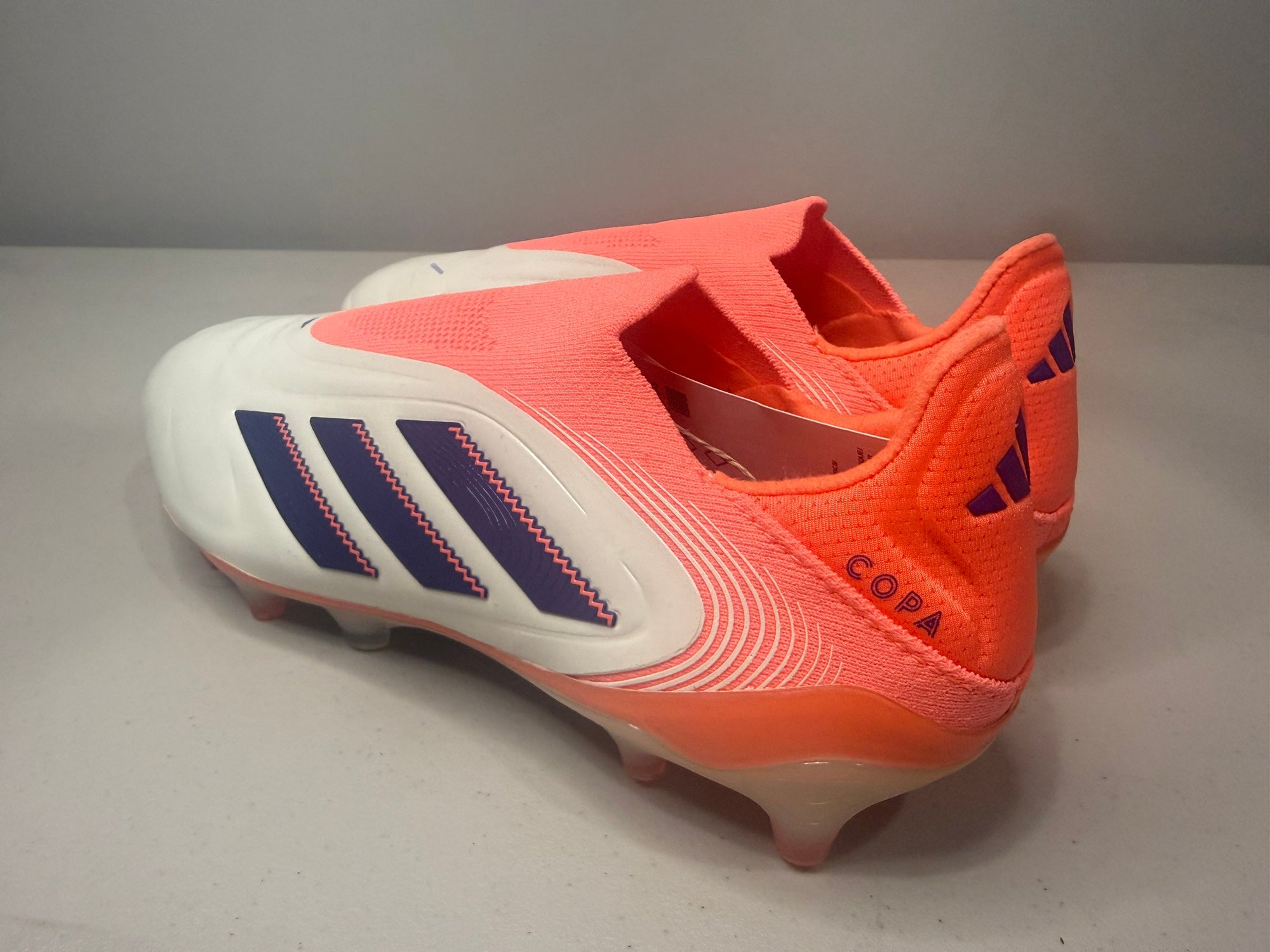 Size 6.5 Men display picture 3