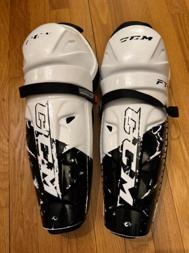 Junior CCM JetSpeed FT455 13" Shin Pads (Used)