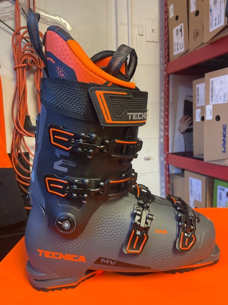 Mondo 28 & 28.5 Men's Tecnica Mach 1 MV 110 TD GW Ski Boots Medium Flex (New)