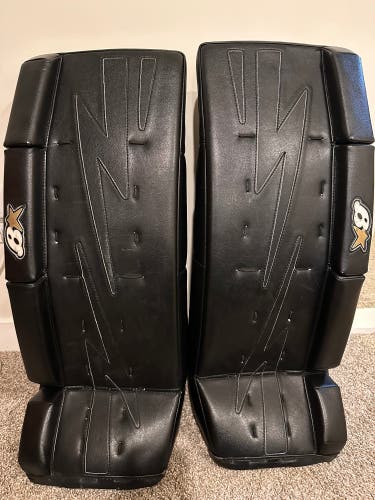 27" Brian's NetZero 2 Goalie Leg Pads (Used)