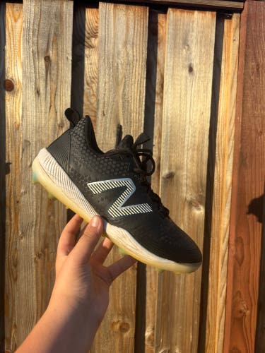 Black Men's Size M 9.0 (W 10.0) New Balance Compv3 (Used)