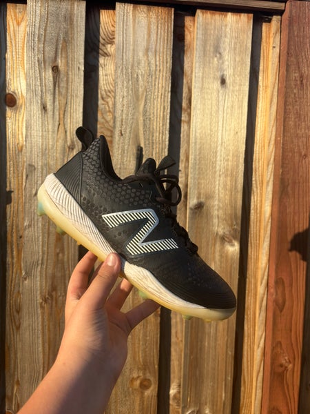 Black Men's Size M 9.0 (W 10.0) New Balance Compv3 (Used)