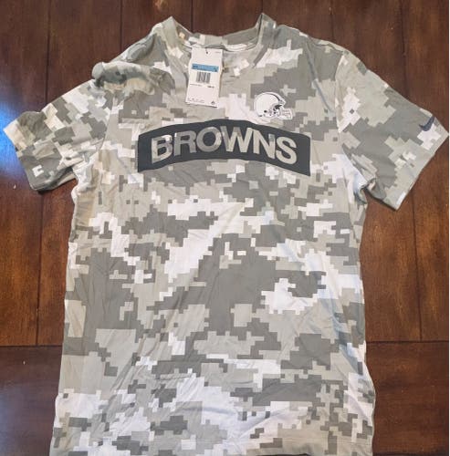 Nike NFL Cleveland Browns Salute to Service Men's Medium Shirt NWT