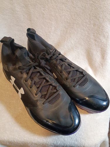 Black Men's Size 13.0 (W 14.0) Adult Under Armour Low Top Molded Cleats (New)