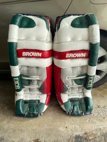 BROWN EXCEL leg pads