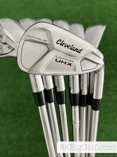 Cleveland Launcher UHX Iron Set 4-P / Dynamic Gold DST 98 Regular