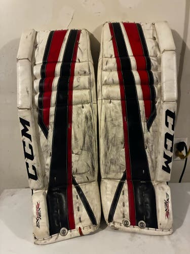 30" 2014 CCM Extreme Flex 850 Goalie Leg Pads (Used)