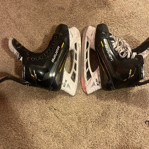 2022 Bauer Supreme M5 Pro Hockey Skates 9 (Used)