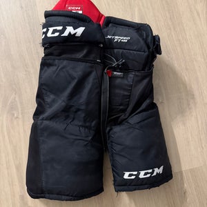 Junior Small CCM JetSpeed FT485 Hockey Pants (Used)