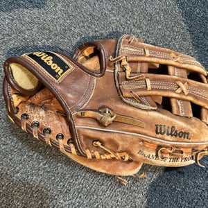 Wilson RH Infield Baseball Glove