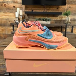 MENS SIZE 9 GIANNIS NIKE ZOOM FREAK 3 CRIMSON BLISS