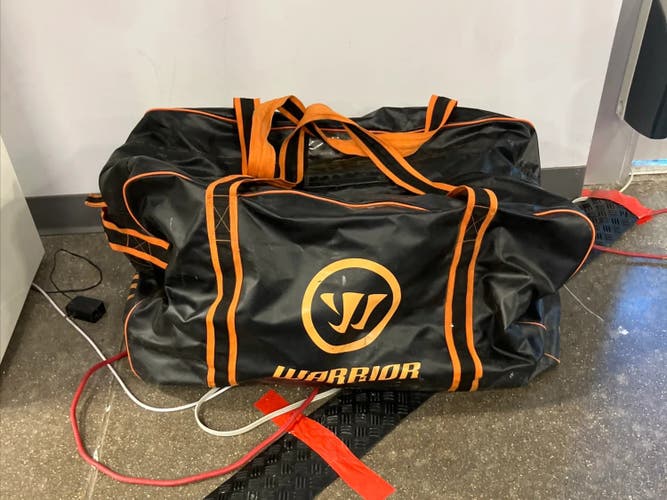Warrior Bag 32 x 16 x 14 (Used)