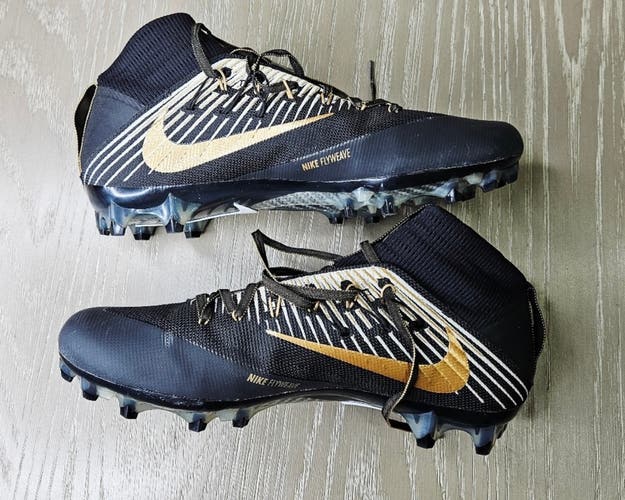 Nike Untouchable 2 pro cleats Men's Size M 11.5 Black and Gold