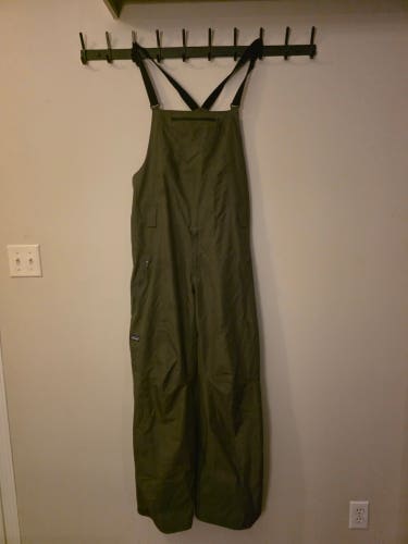 Green Men's Adult Large Patagonia Ski Bibs (Used)