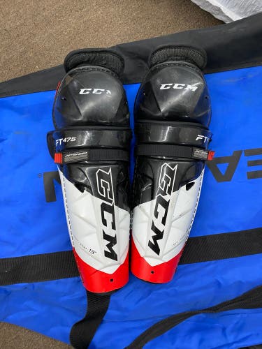 Intermediate CCM JetSpeed FT475 13" Shin Pads