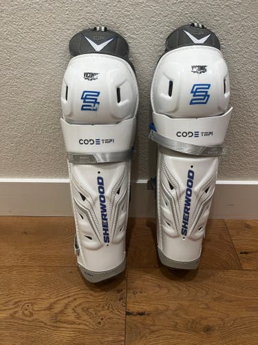 Senior Sher-Wood CODE TMP1 16" Shin Pads (Used)
