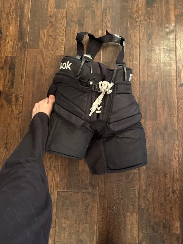 Medium Reebok 18K Goalie Pants (New)