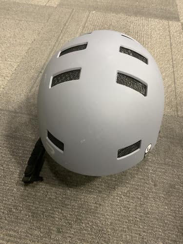 Used RETROSPEC HELMET Snowsport Helmet Adult Grey LG 11614-S000229553