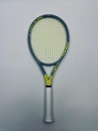 Head Graphene 360+ Extreme MP, 4 3/8 Excellent 9.5/10