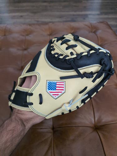 RH Catcher's Glove 34" (New)