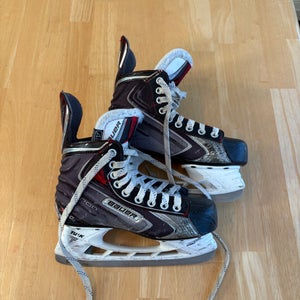 Bauer Vapor X60 Hockey Skates Regular Width Size 4.5