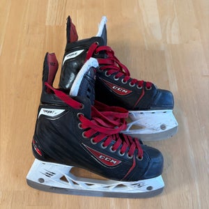 CCM RBZ 100 Hockey Skates Regular Width Size 4.5
