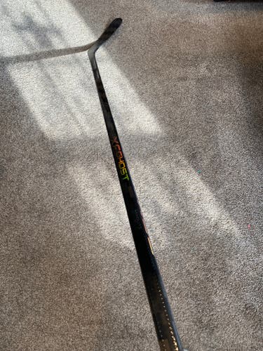 Senior CCM Ribcor Trigger 10 Pro Dressed as XF Ghost Right Handed Hockey Stick P29 70 Flex