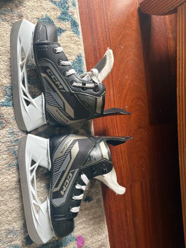 CCM AS-550 Hockey Skates 12 (Used)