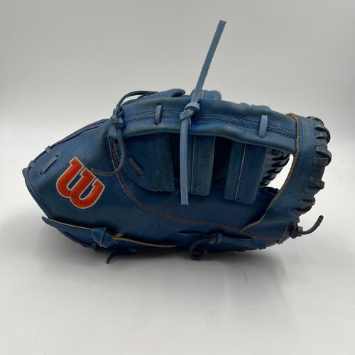 Wilson A2000 1613 12.25 First Base Mitt Baseball Glove
