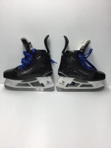 Bauer Supreme Shadow Size 6 Fit 2 Used Hockey Skates W/ New Fly X Blades