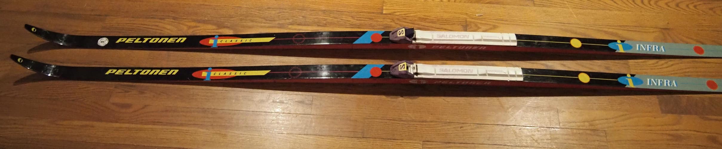 Classic Unisex Peltonen Infra Cross Country Skis With SNS Profil Bindings (Used)