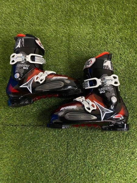 Mondo 32 & 32.5 Men's Atomic Live Fit Ski Boots Soft Flex | 369mm (Used)