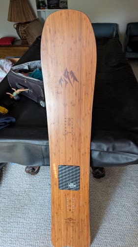 Men's Jones Hovercraft Snowboard Powder Without Bindings Medium Flex Directional 161 cm (Used)