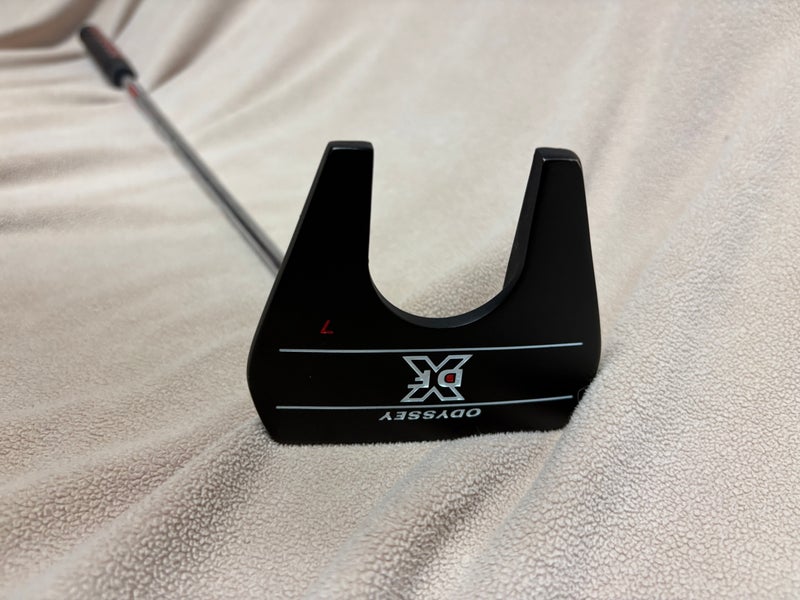 Black Men's Odyssey Mallet DFX 7 Right Handed Putter 33" (Used)