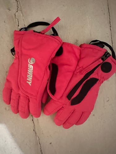 Pink XXS Girls Swix Gloves (Used)