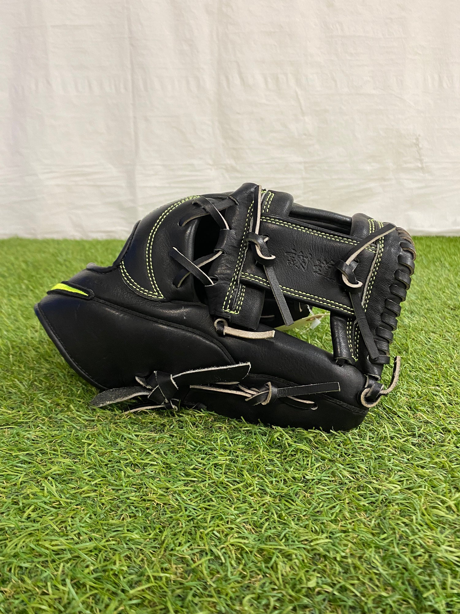 nike air show elite baseball glove