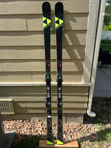 Fischer 180 cm Racing RC4 GS Skis With Bindings Max Din 13 (Used)