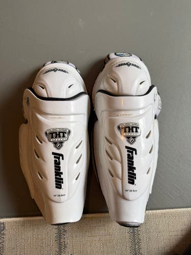 Senior Franklin 14" Shin Pads Pro Stock (Used)